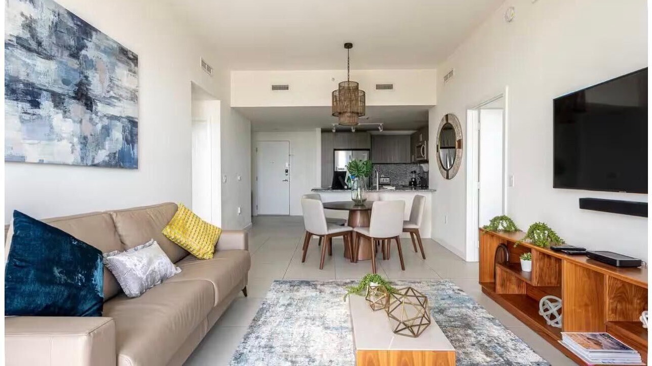 Photo of Livingroom in Doral