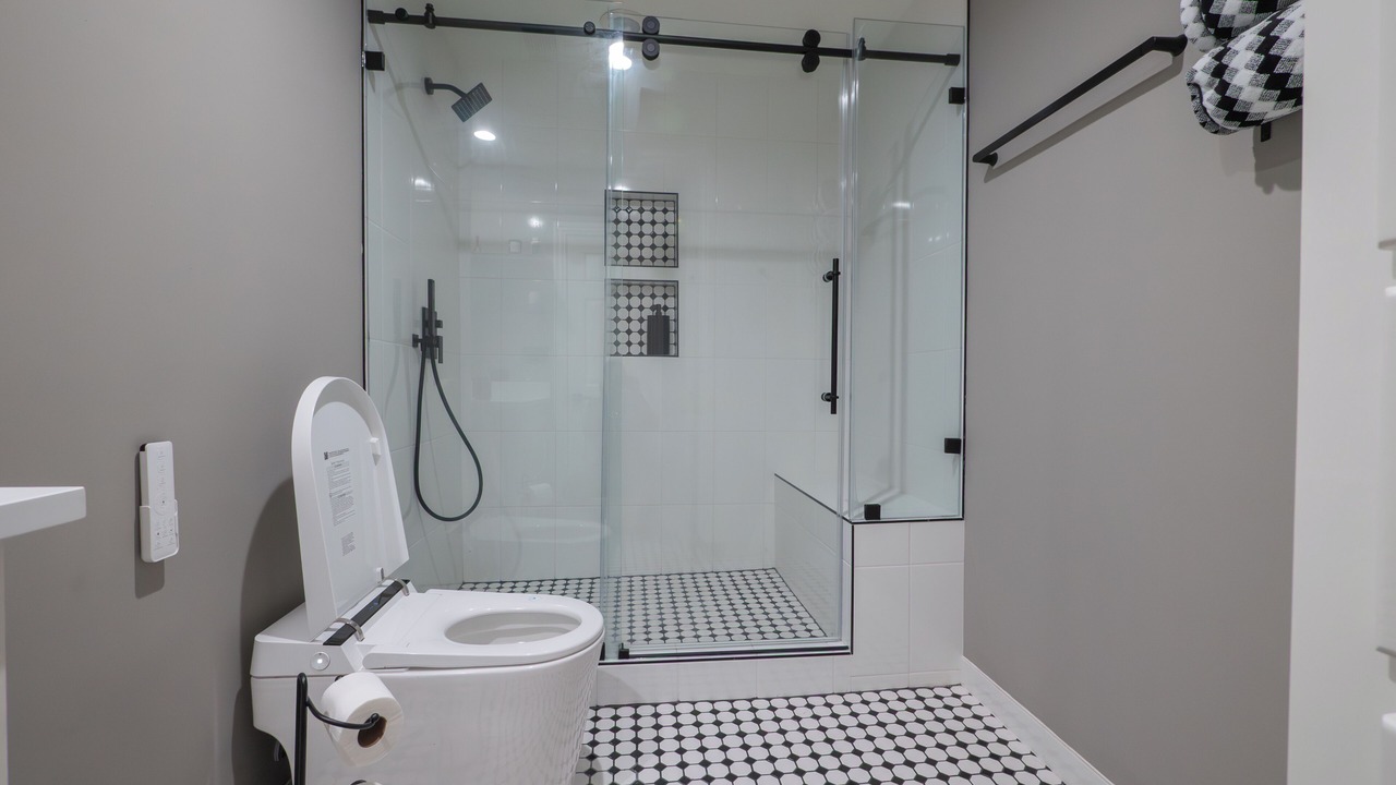 Photo of Bathroom in Cedar Crest