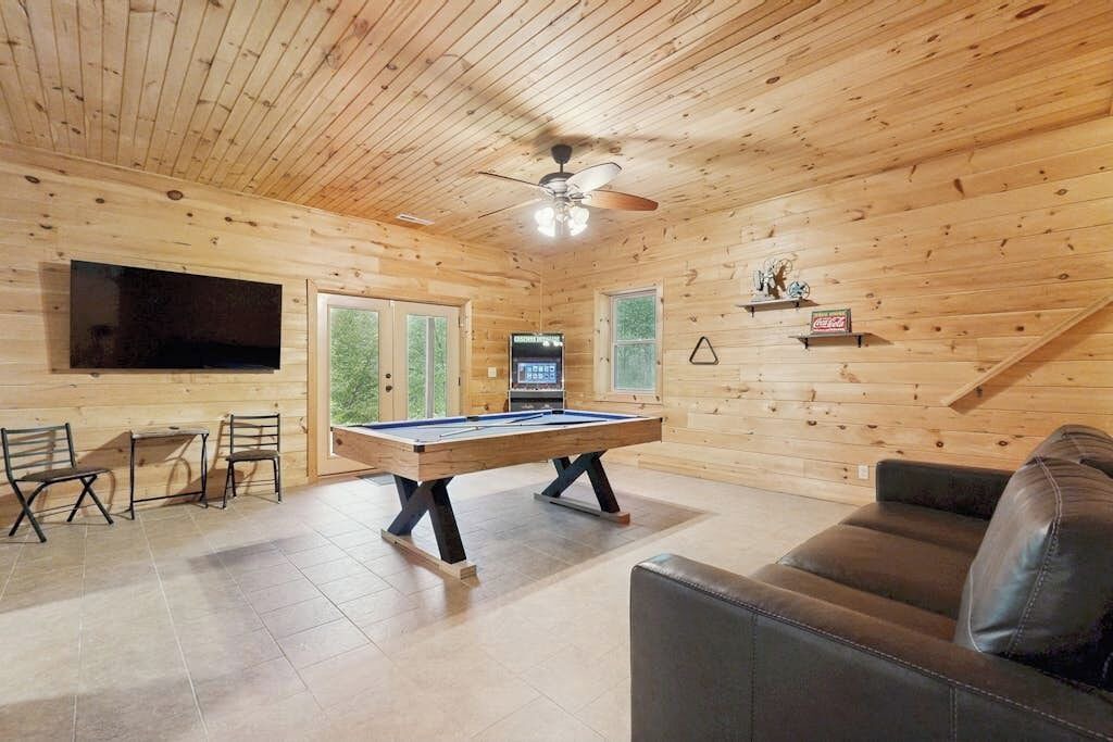 Photo of Livingroom in Bryson City