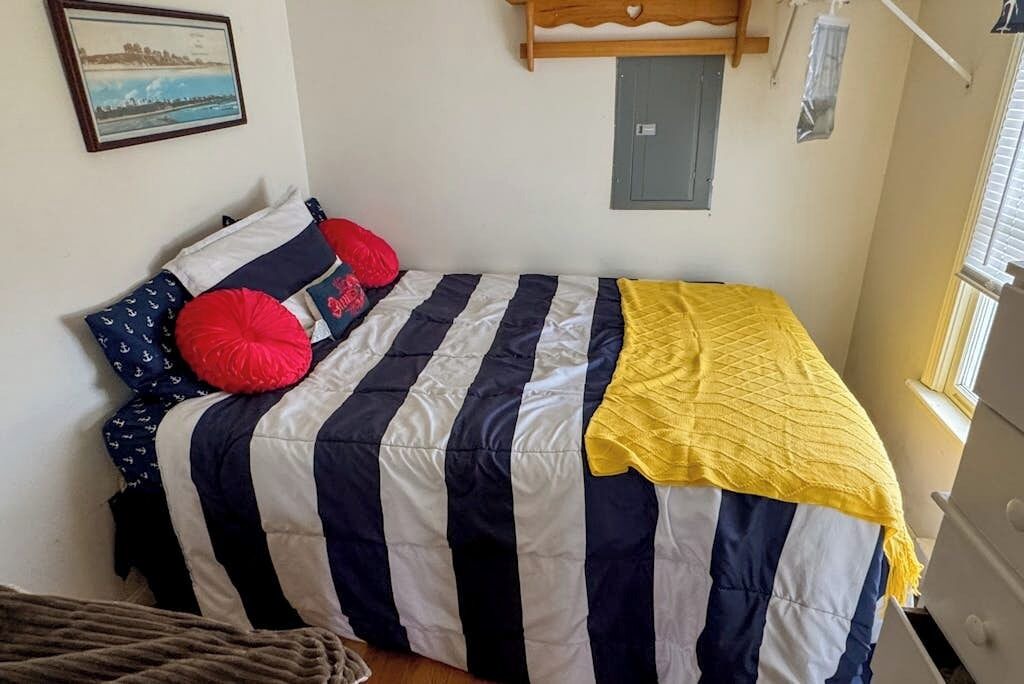Photo of Bedroom in York Beach