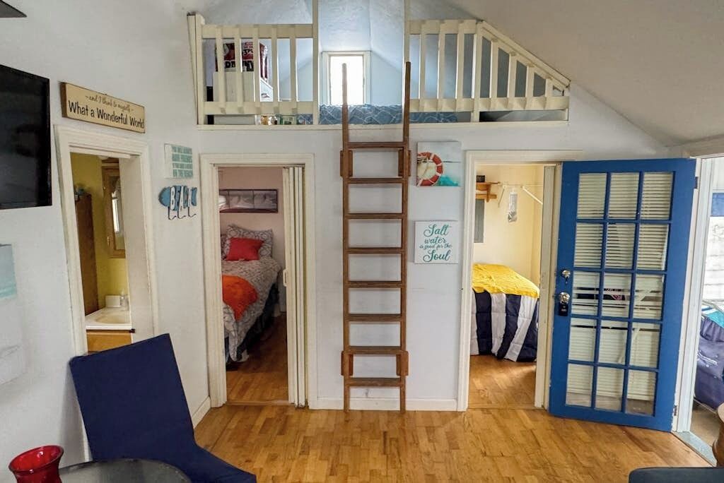 Photo of Bedroom in York Beach