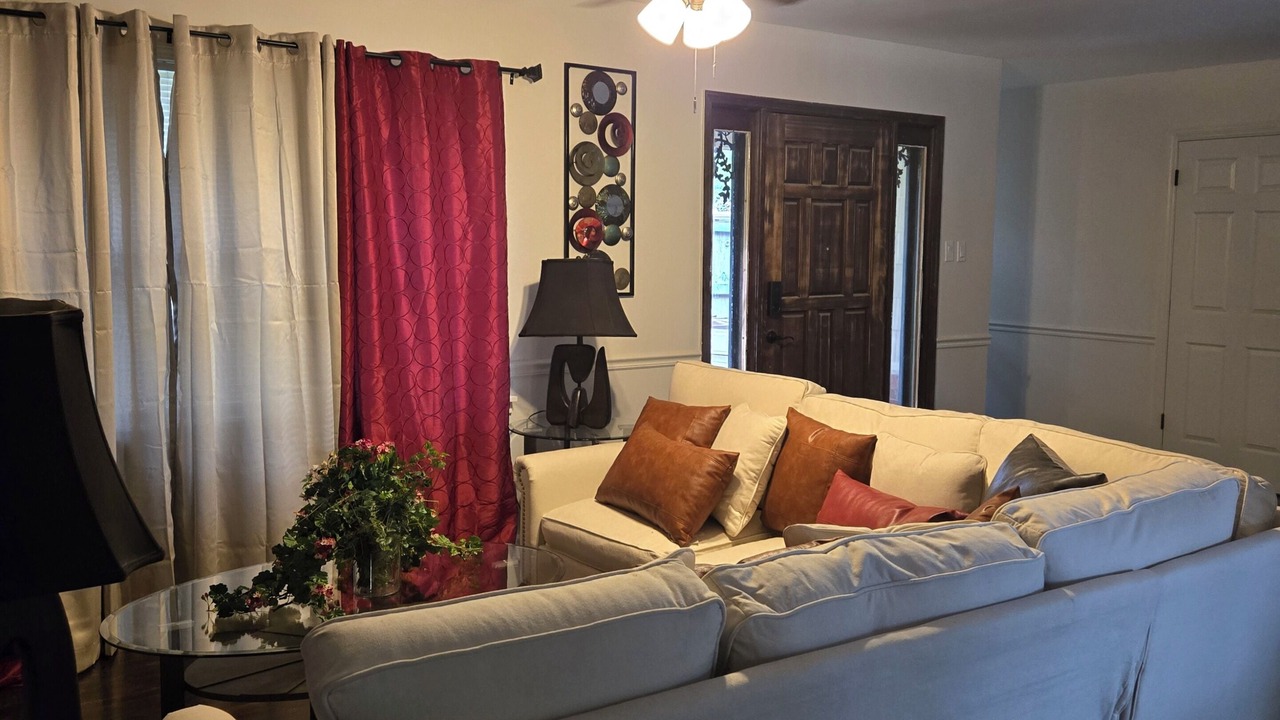 Photo of Livingroom in Raleigh