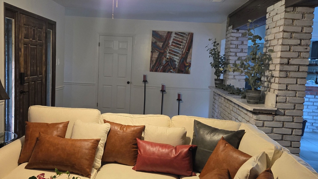 Photo of Livingroom in Raleigh