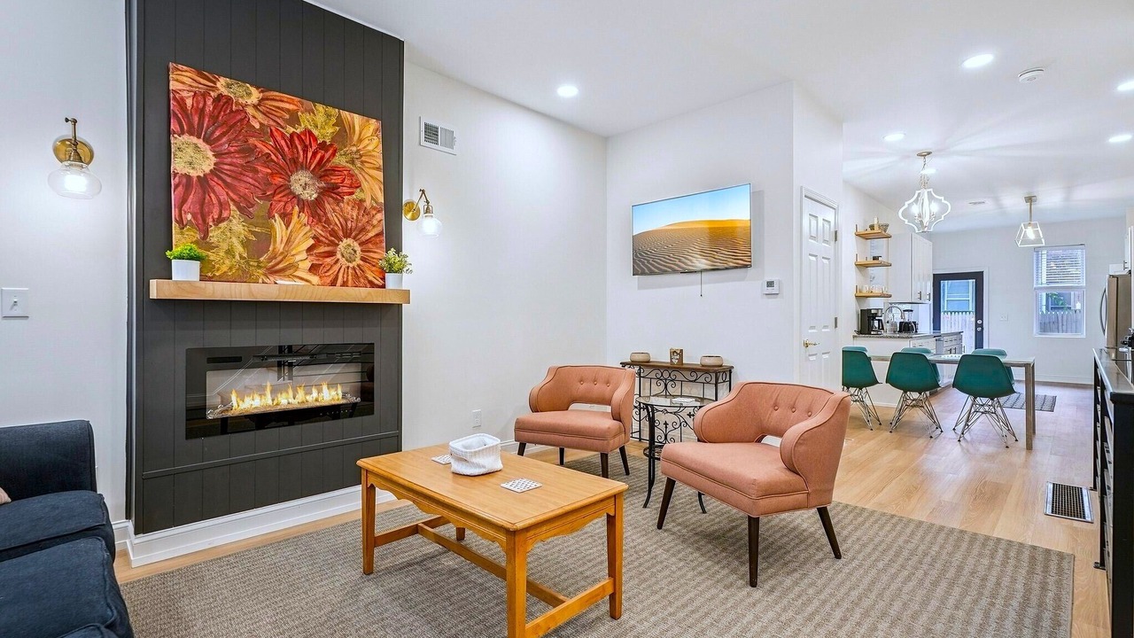 Photo of Livingroom in Whitman