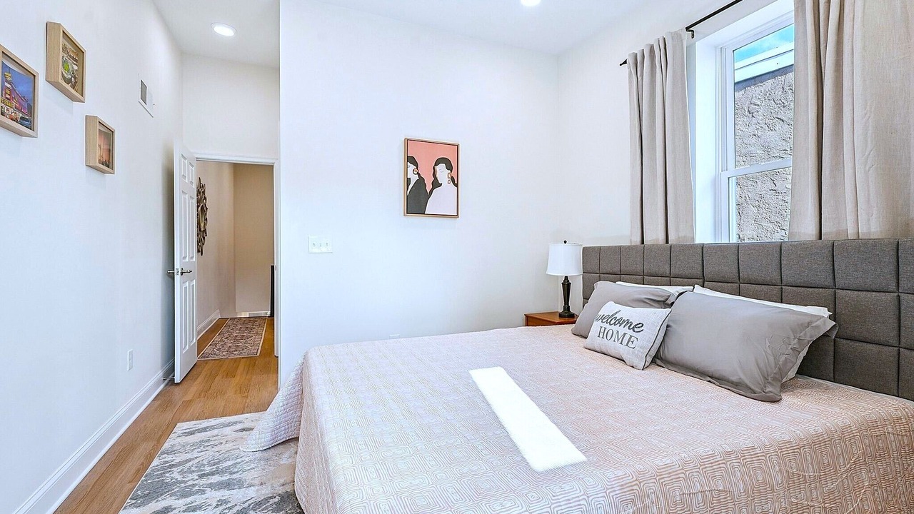 Photo of Bedroom in Whitman
