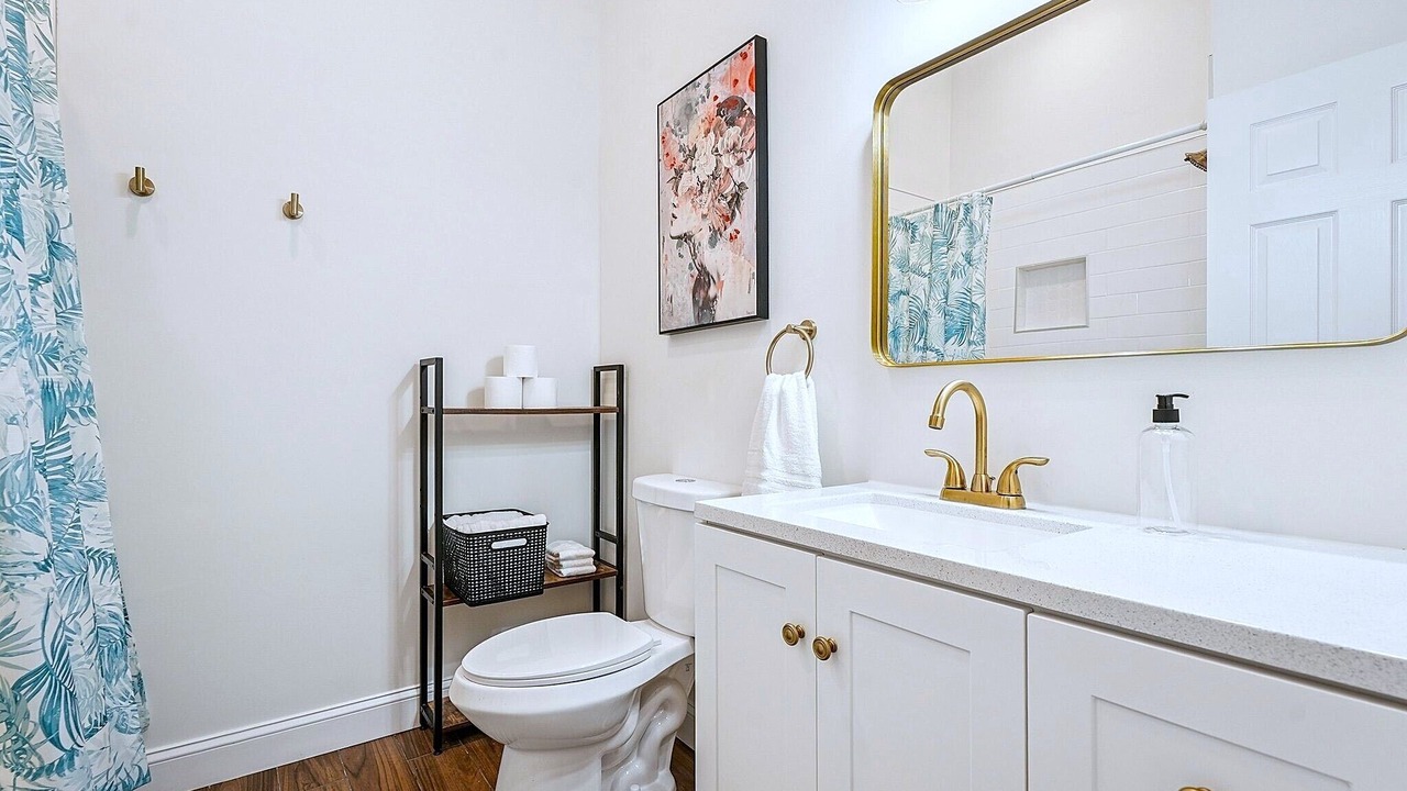 Photo of Bathroom in Whitman