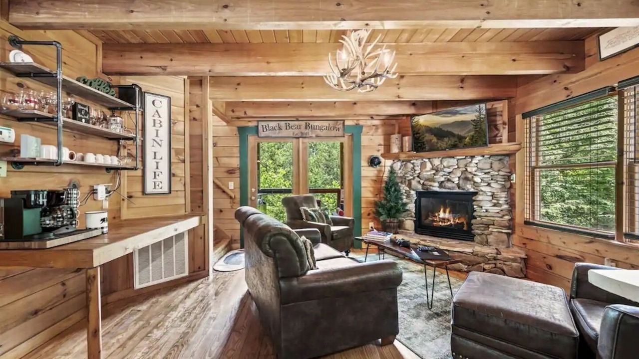 Photo of Livingroom in Hemlock Hills