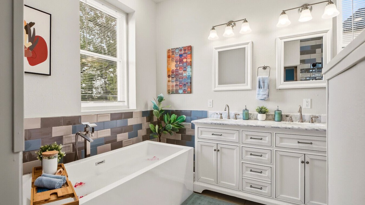 Photo of Bathroom in St. Louis