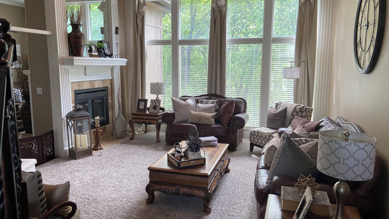 Photo of Livingroom in Shawnee