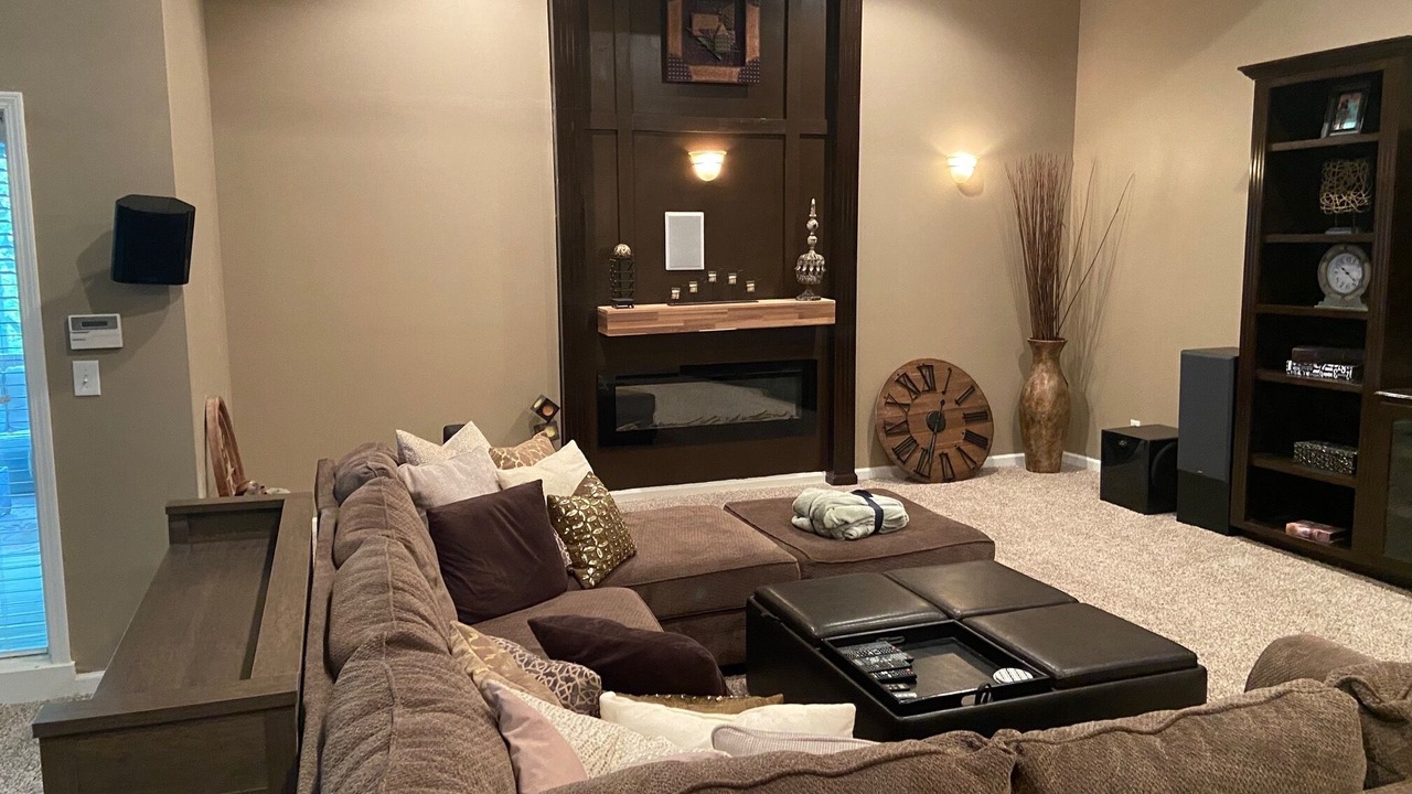 Photo of Livingroom in Shawnee