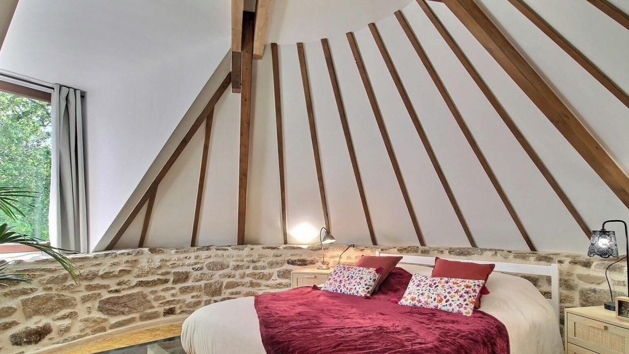 Photo of Bedroom in Peaule