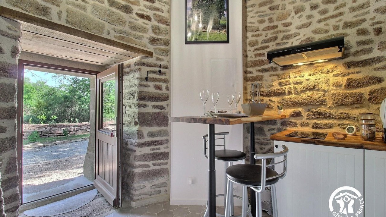Photo of Kitchen in Peaule