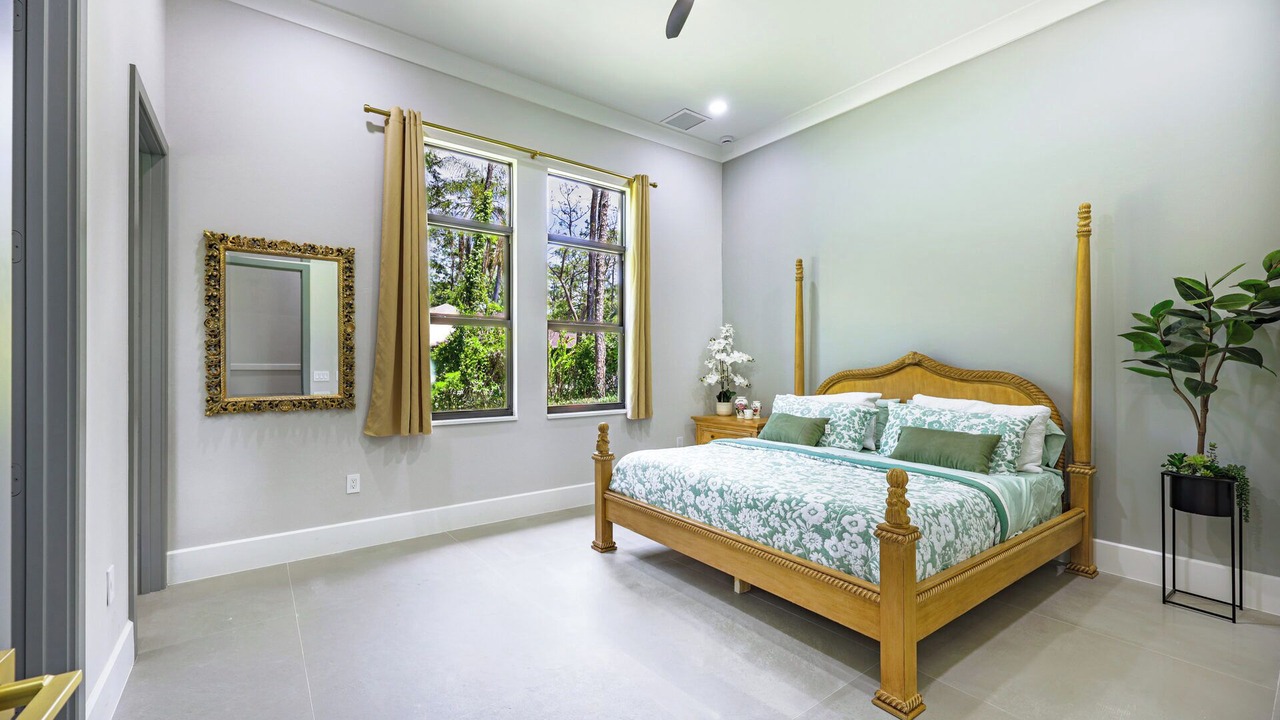Photo of Bedroom in Naples