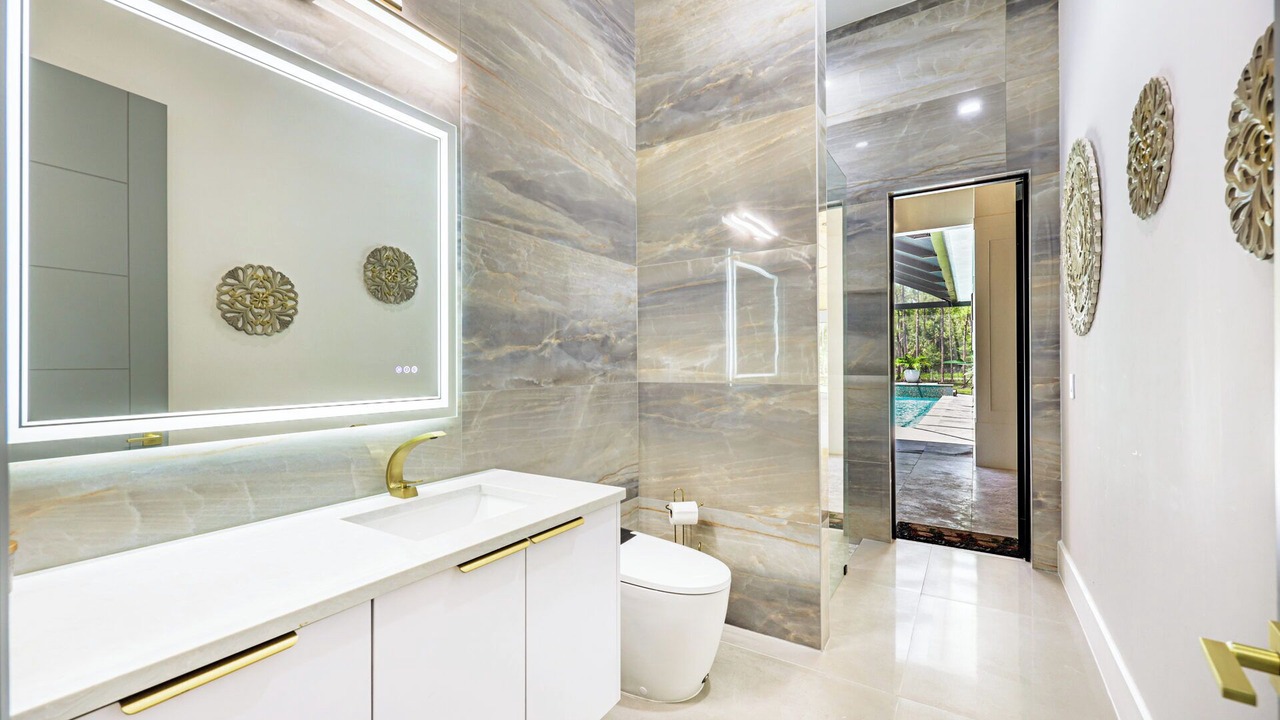 Photo of Bathroom in Naples