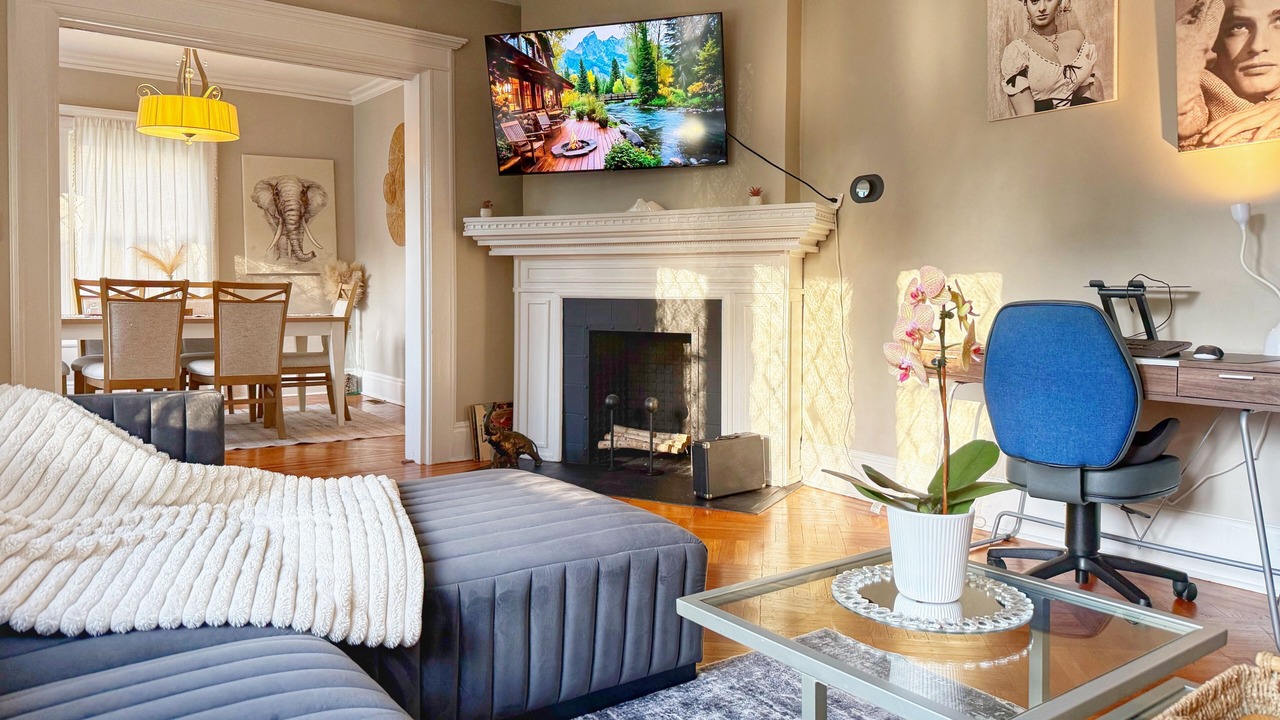 Photo of Livingroom in Hasbrouck Heights
