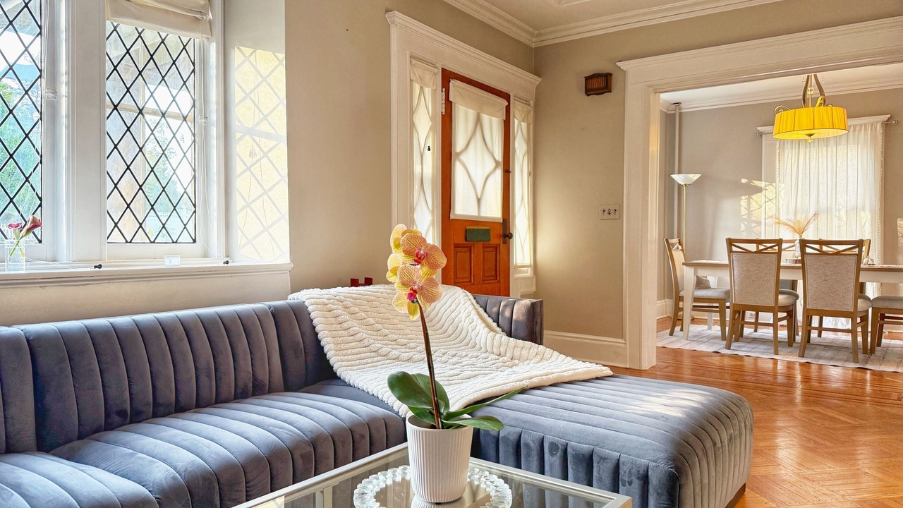 Photo of Livingroom in Hasbrouck Heights