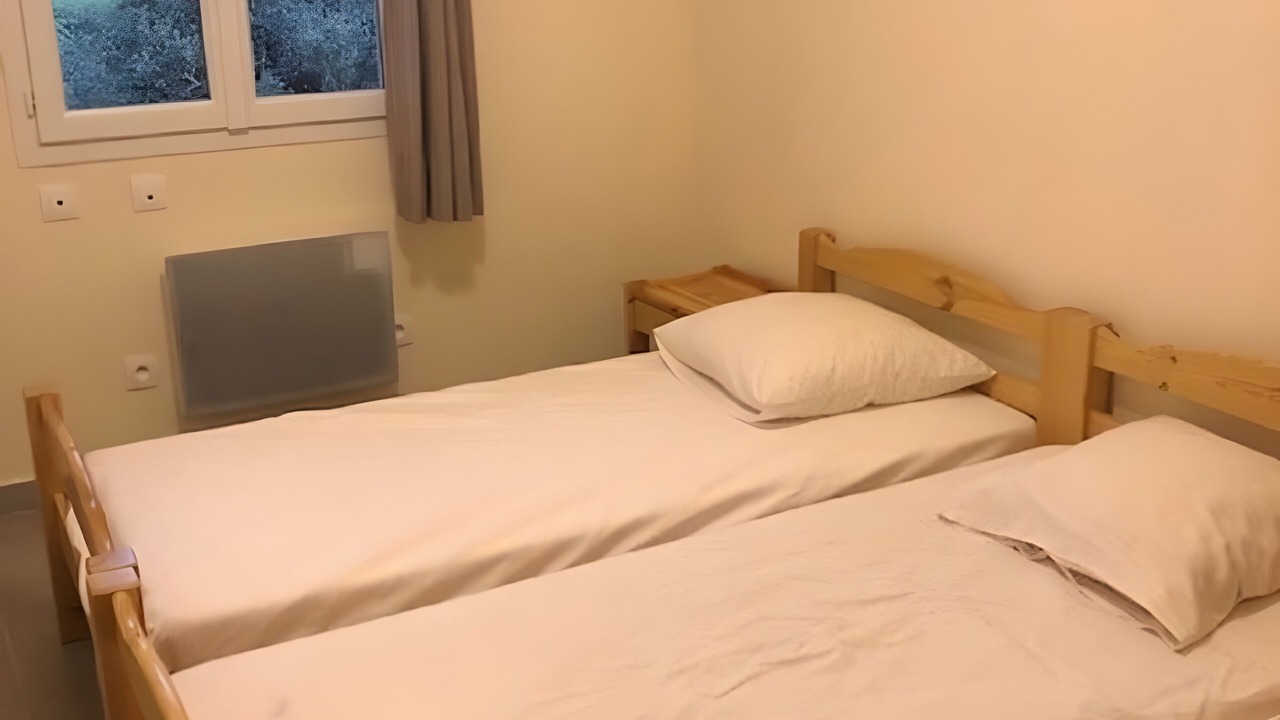 Photo of Bedroom in Saint Alban Auriolles