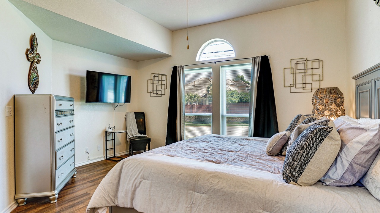 Photo of Bedroom in South Arlington