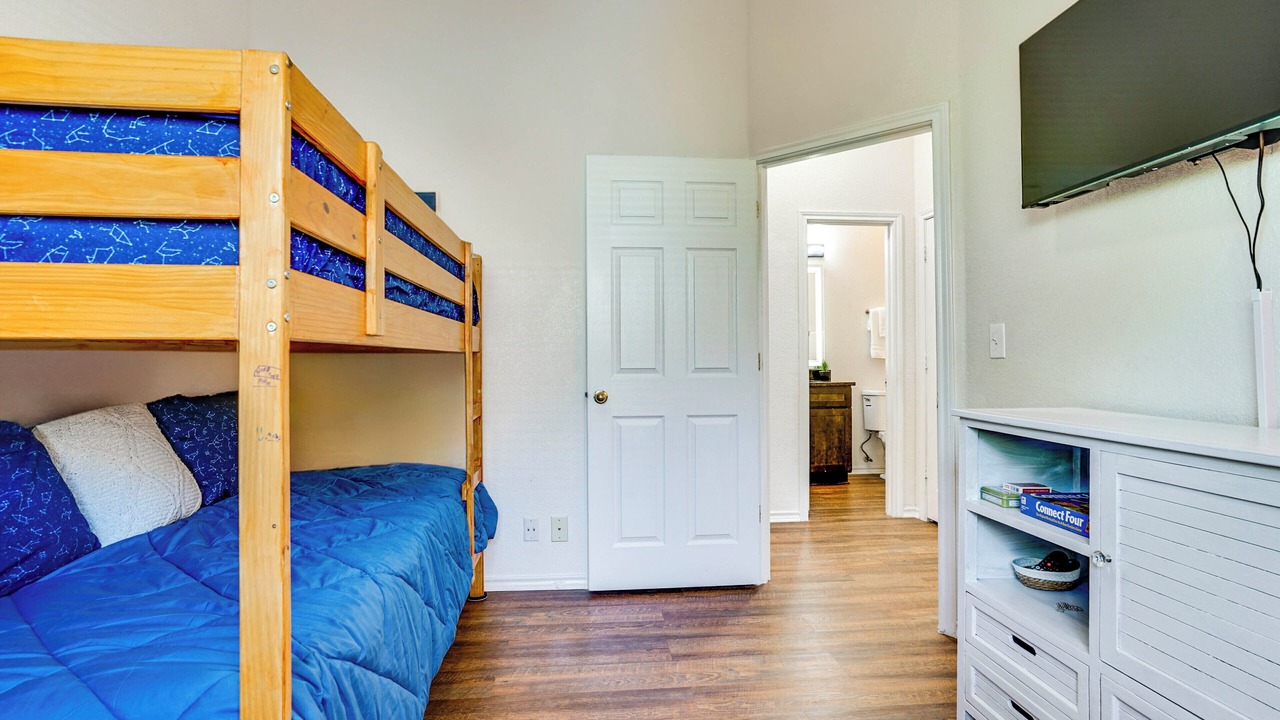 Photo of Bedroom in South Arlington