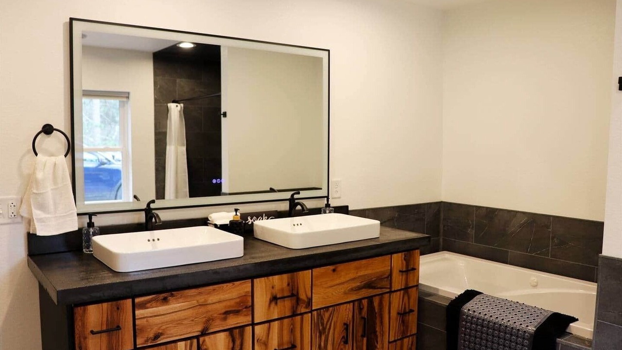 Photo of Bathroom in Markville