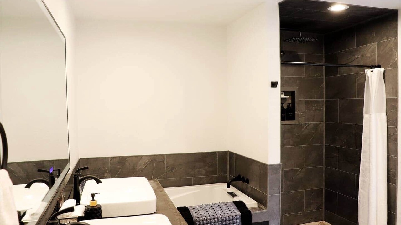 Photo of Bathroom in Markville