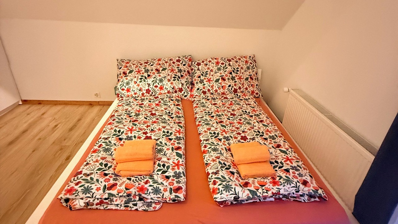 Photo of Bedroom in Gwatt
