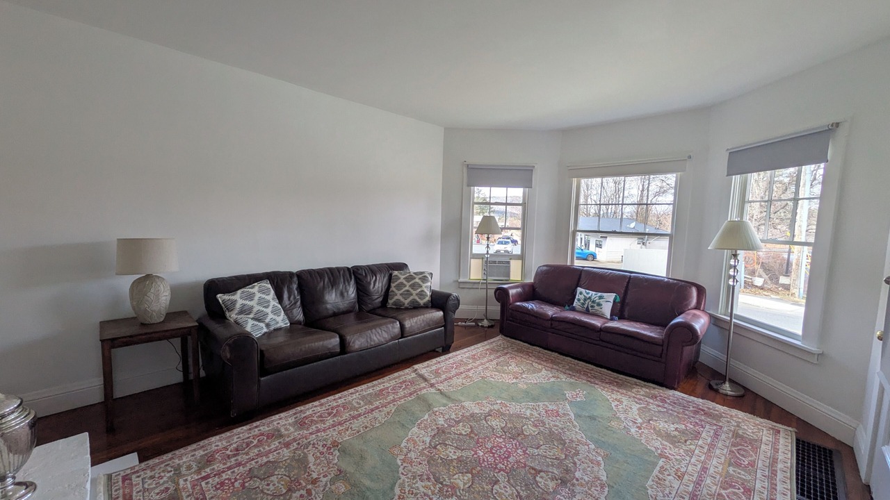Photo of Livingroom in Corinth