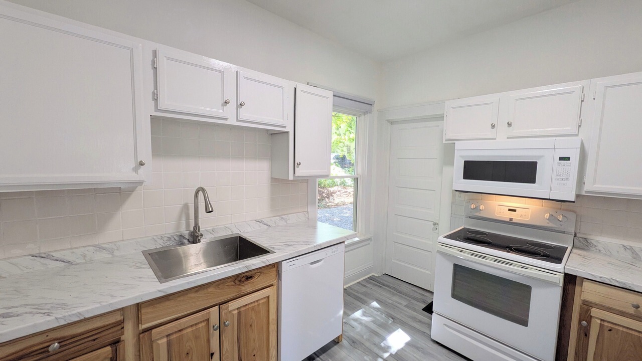 Photo of Kitchen in Corinth