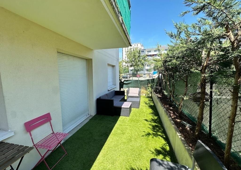 Photo of Patio Balcony in Les Cordeliers