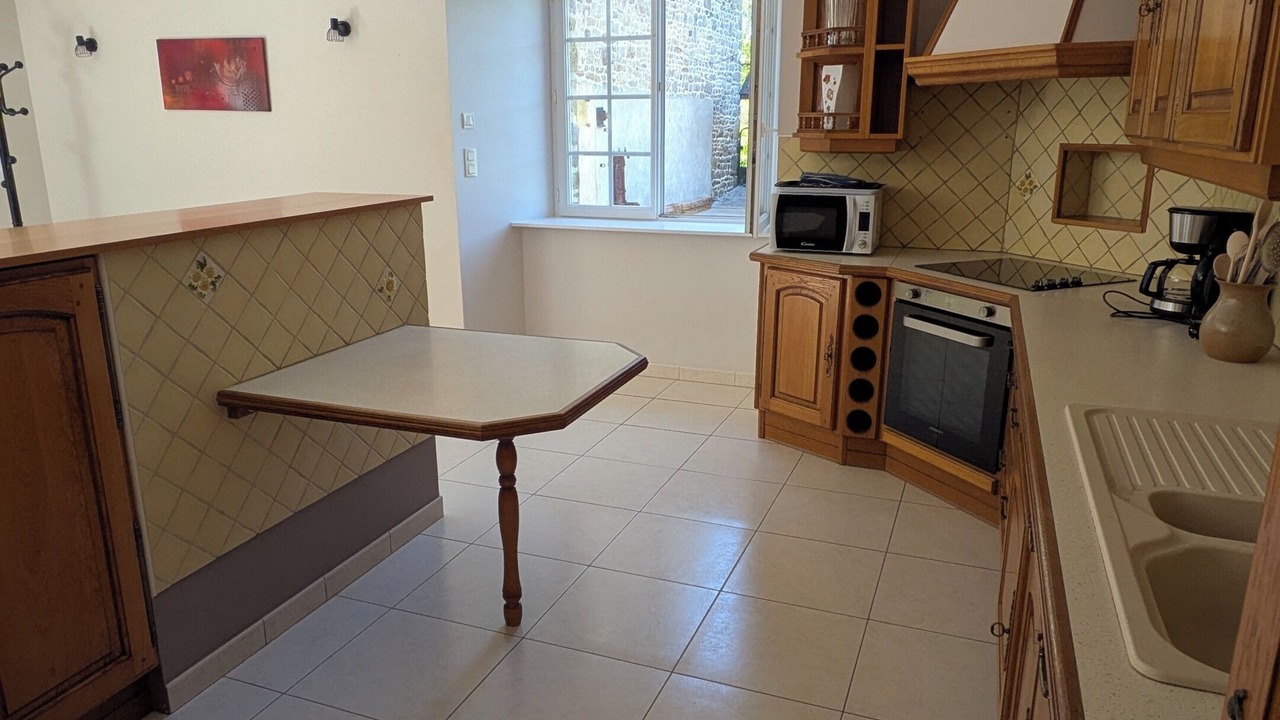 Photo of Kitchen in Saint-Martin-des-Champs