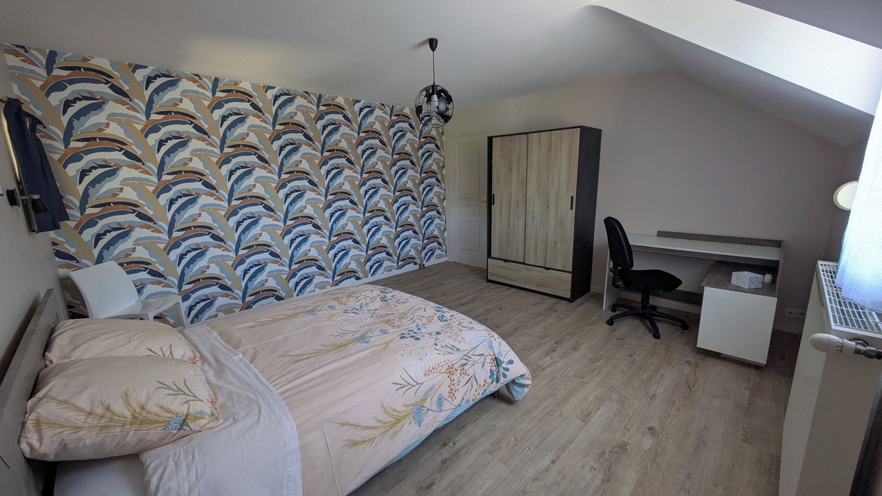 Photo of Bedroom in Saint-Martin-des-Champs