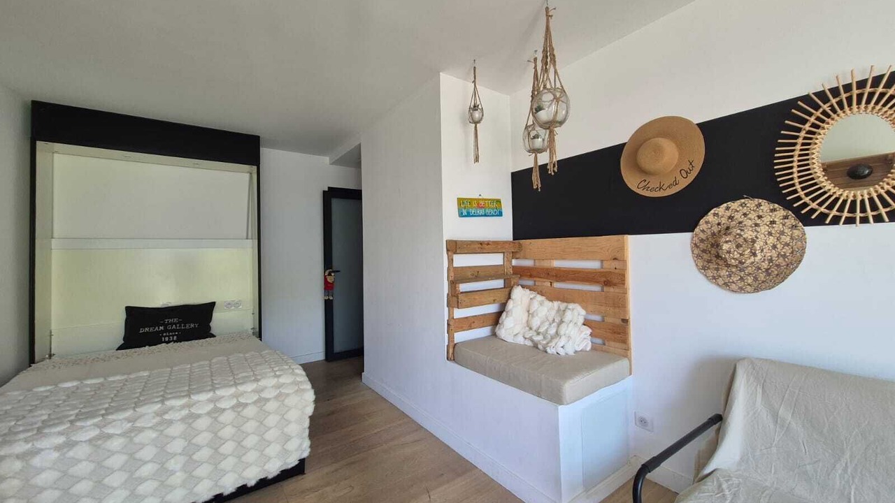 Photo of Bedroom in Bandol