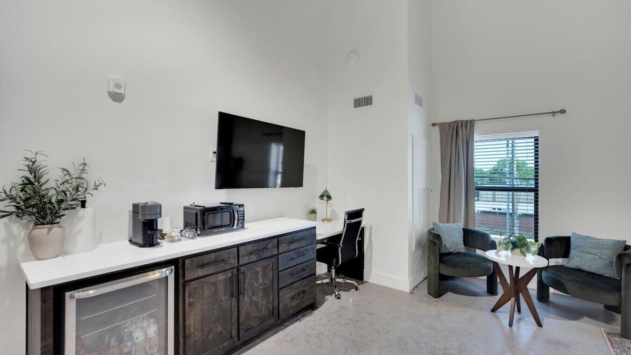 Photo of Others in Midlothian
