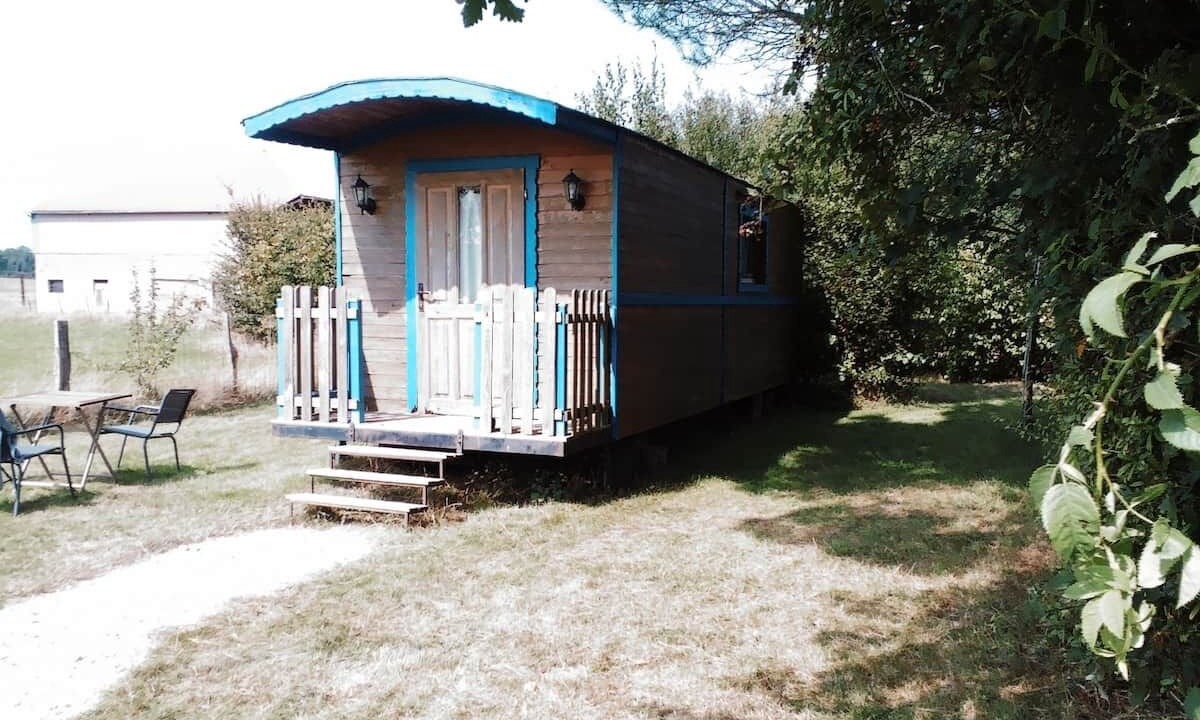 Photo of Outdoor in Couvains