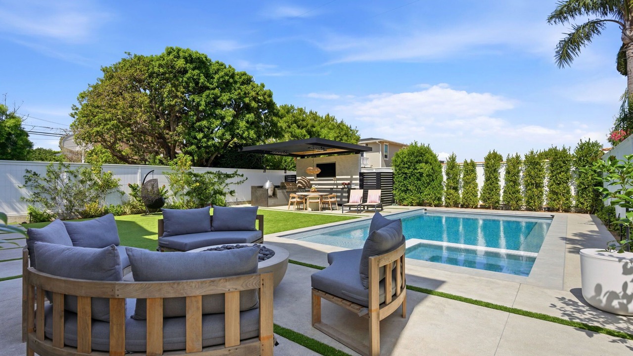 Photo of Outdoor in Manhattan Heights