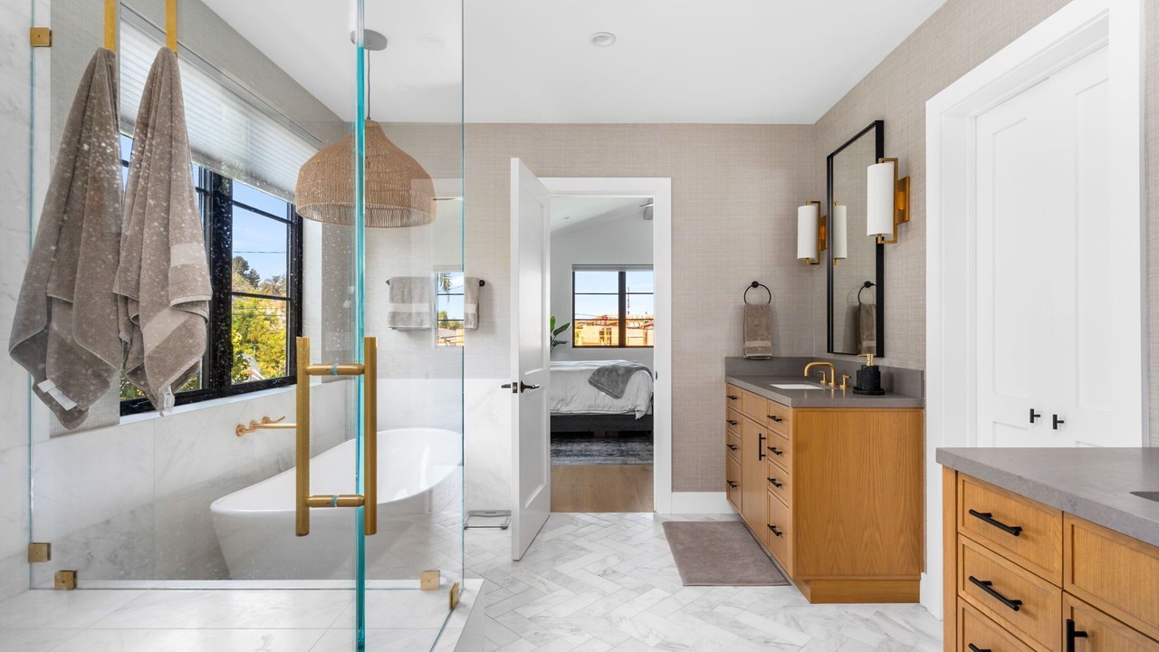 Photo of Bathroom in Manhattan Heights
