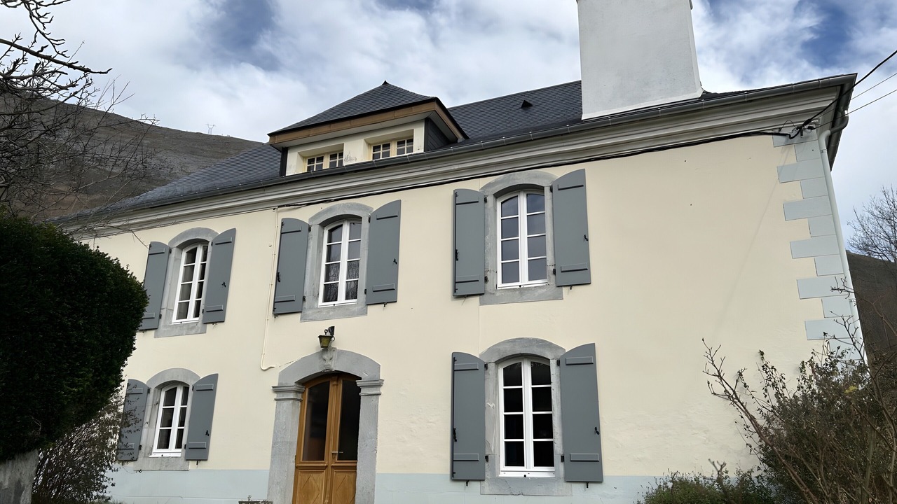 Photo of Outdoor in Salles