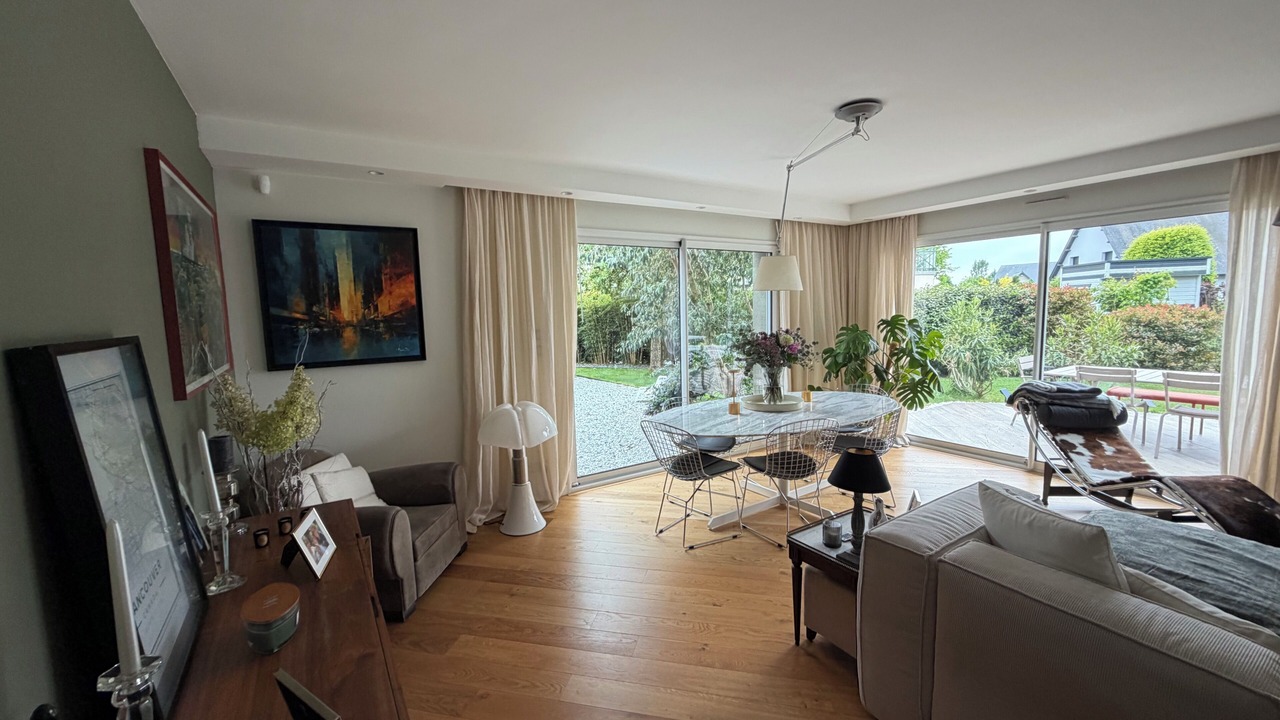 Photo of Livingroom in Saint-Martin-du-Vivier