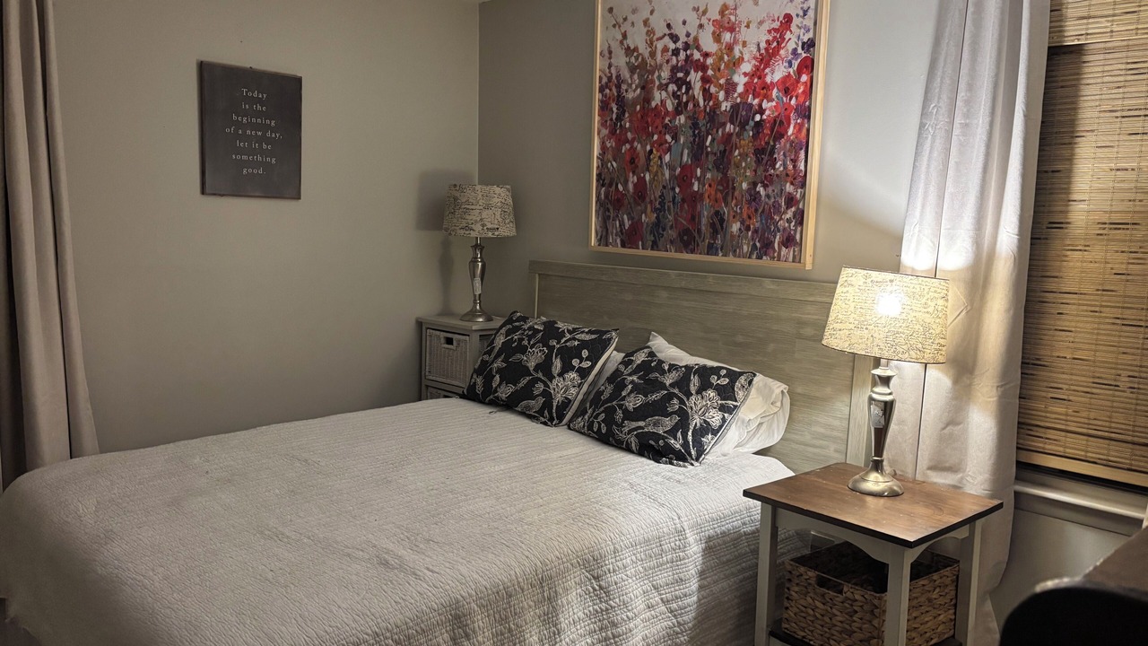 Photo of Bedroom in North Decatur