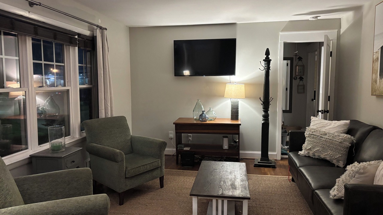 Photo of Livingroom in North Decatur