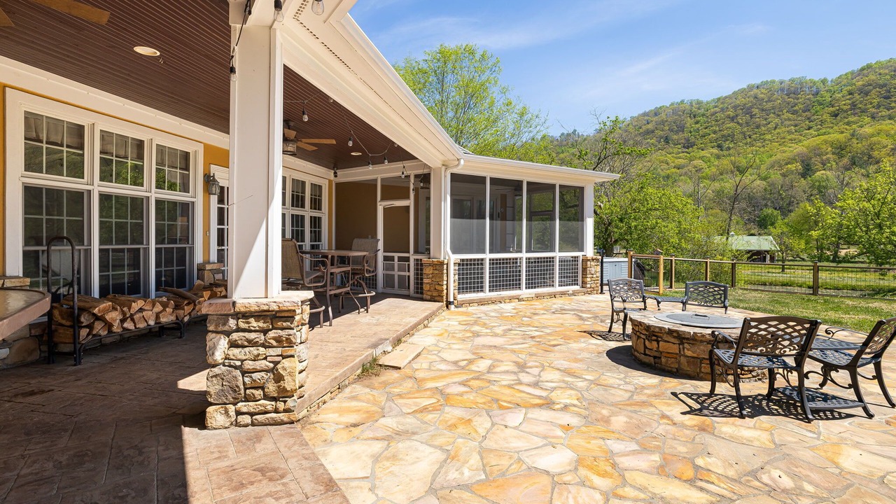 Photo of Outdoor in Fletcher