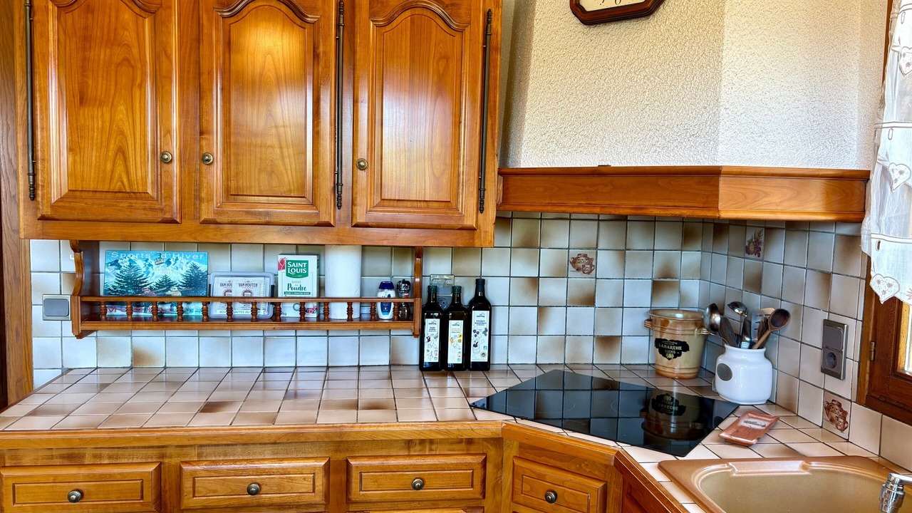 Photo of Kitchen in Saint-Pierre-d'Albigny