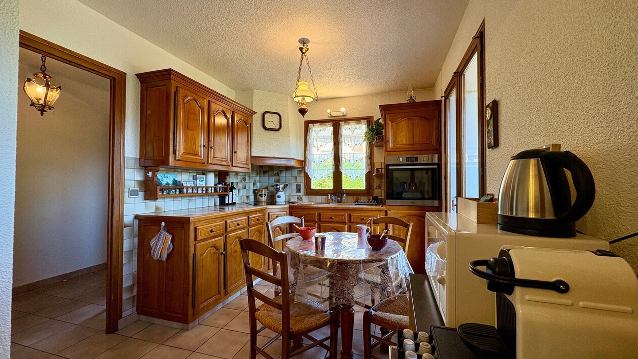 Photo of Kitchen in Saint-Pierre-d'Albigny