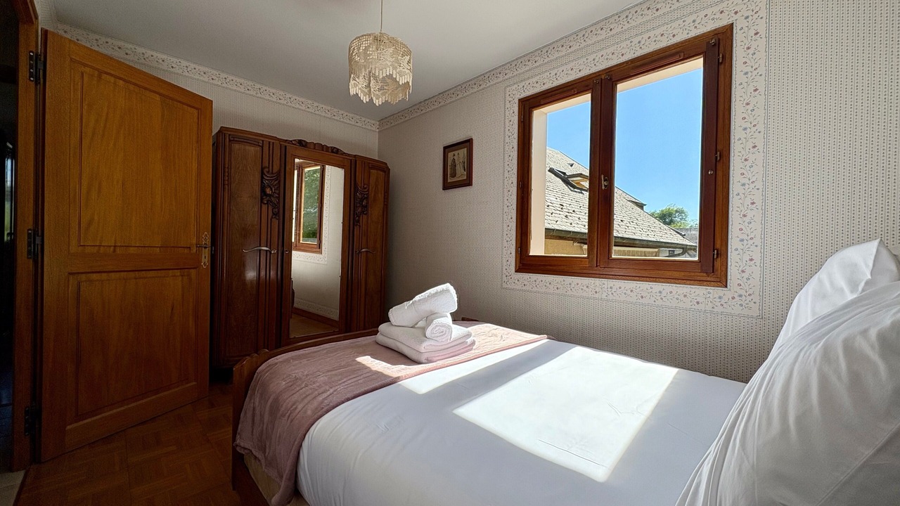 Photo of Bedroom in Saint-Pierre-d'Albigny