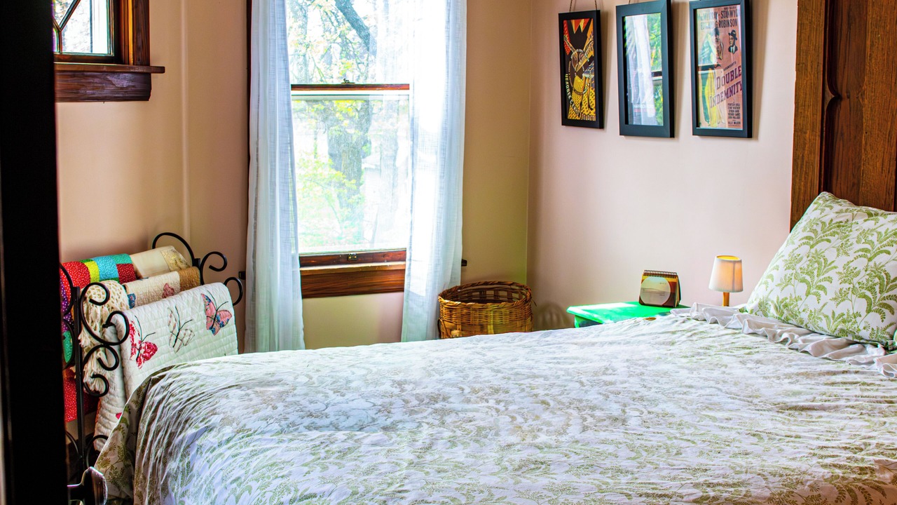 Photo of Bedroom in Mount Vernon