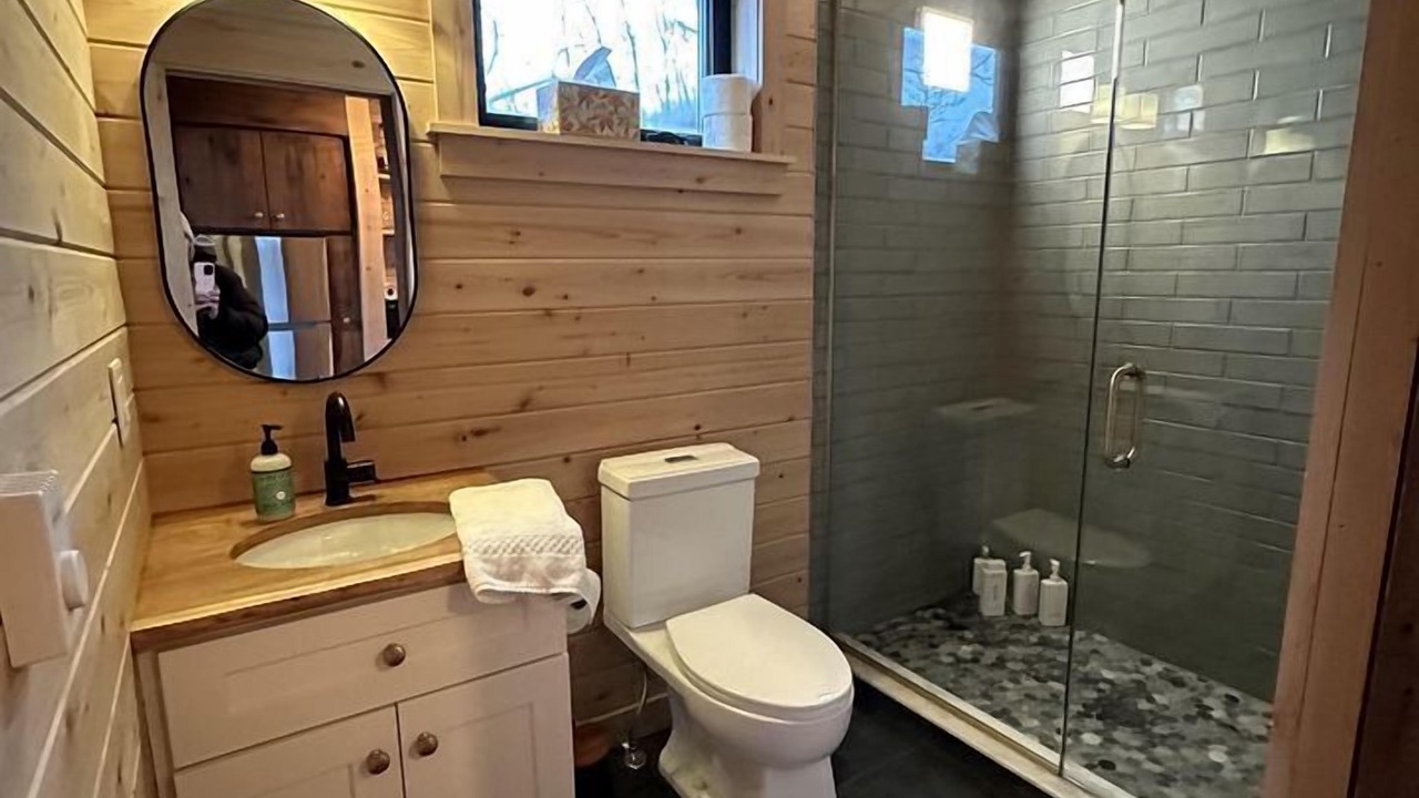 Photo of Bathroom in Ottawa