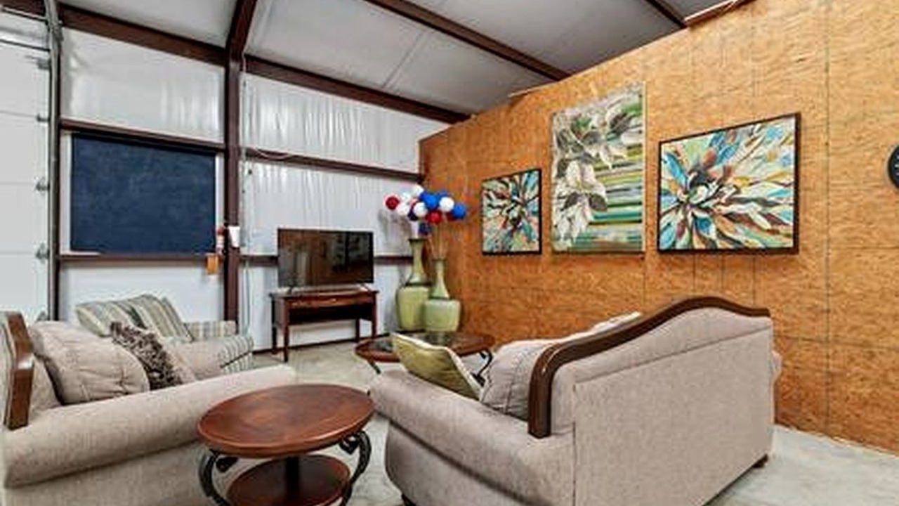 Photo of Livingroom in Wolfe City