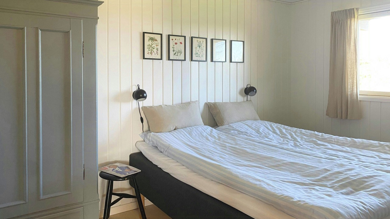 Photo of Bedroom in Fur