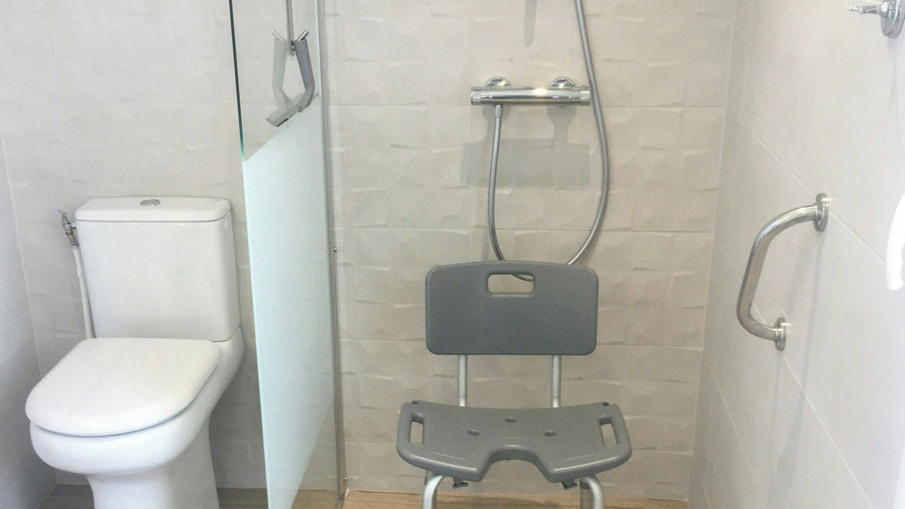 Photo of Bathroom in La Roche-sur-Yon