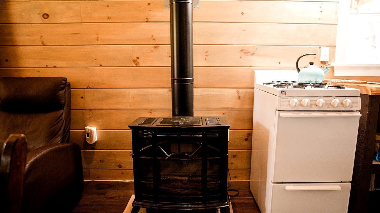 Photo of Kitchen in Portage Lake